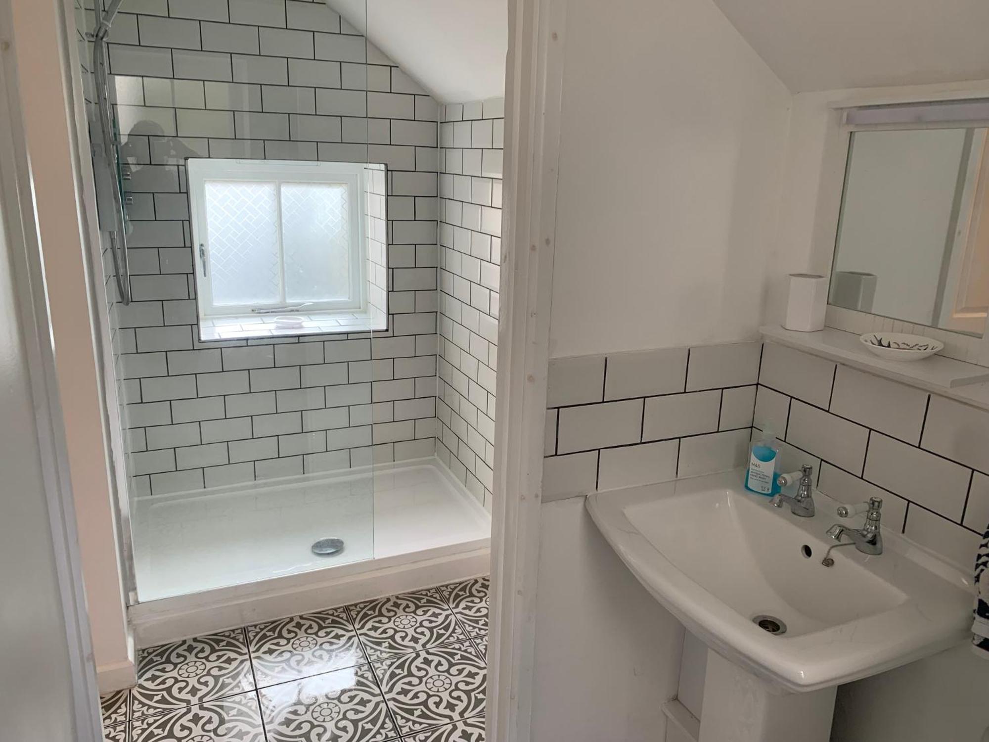 1 Bed-Pet Friendly-Parking-Patio-Close To Coasts North Hill Exterior foto